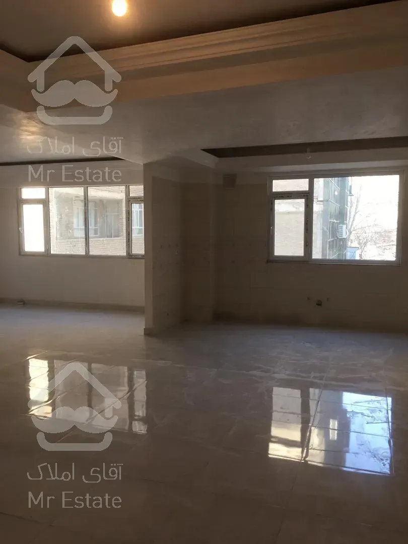 جمعا ۲۲۰متر / ۳خواب / فول امکانات کلید نخورده