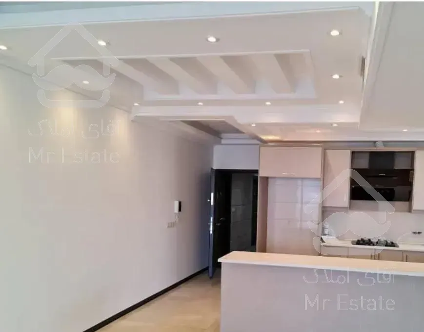 اپارتمان/۸۵متر/غرق نور//قبا