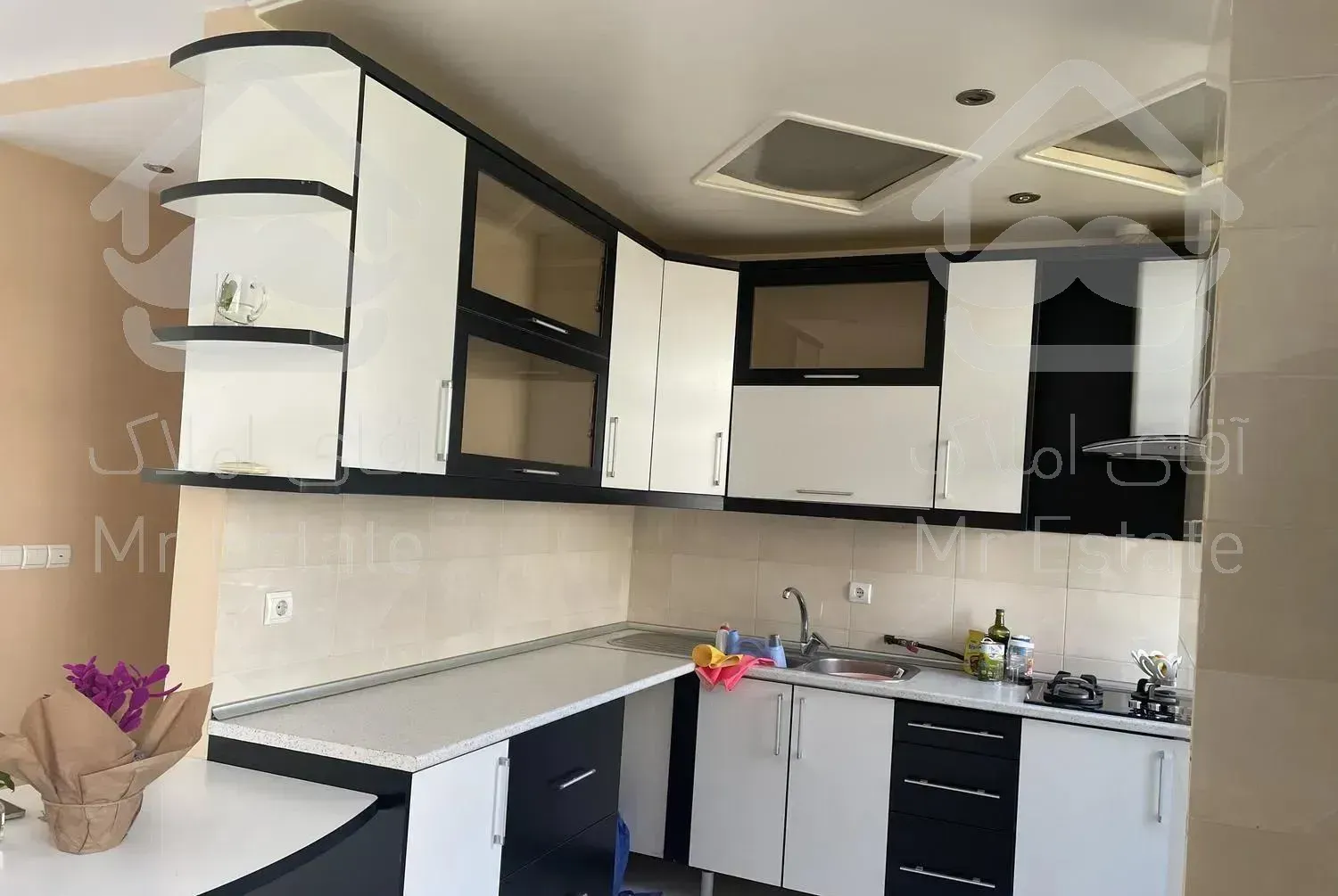 ۹۰ متر۲ خواب/یک مستر/دربند/دنج و‌مشجر