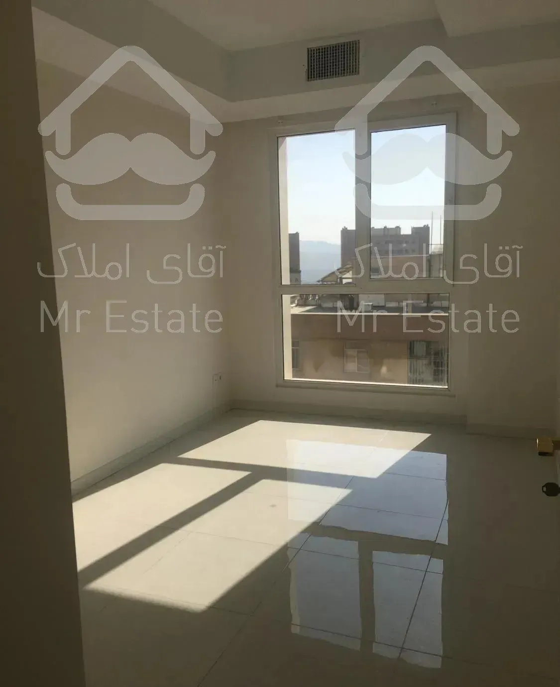 اتوبان صدرشرق شهرک بهشتی 110متر 2خواب تخلیه