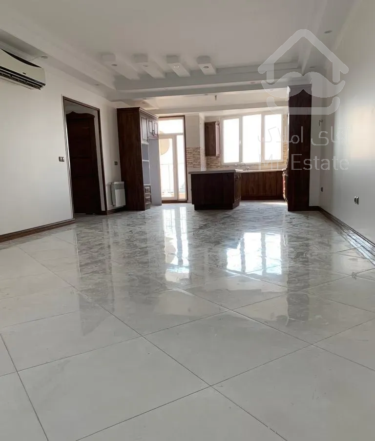 ۱۱۸متر۲خ-طبقه آخر-ویو ابدی جنوب-مناسب سرمایه گذاری