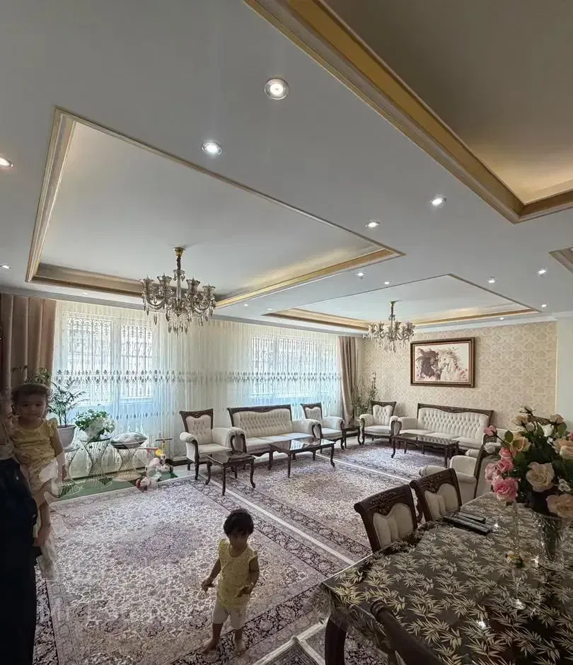 جنوبی/تخلیه/سندتک برگ/تاپ لوکیشن