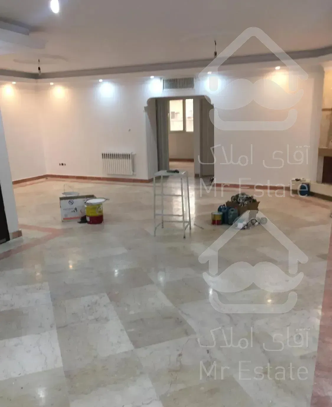 اپارتمان ۱۲۵ متر  ۲ خوابه  تک واحدی