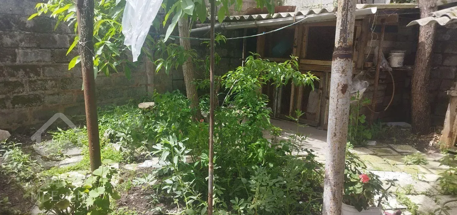 فروش خانه ویلایی ۲۵۰متر  میدان مالا  لب رودخانه