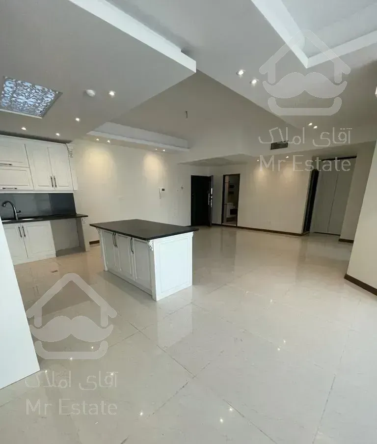 115 متر، دو خواب، *در حد نوساز*