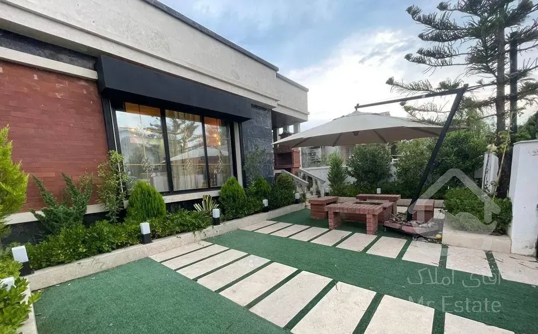 ویلا باغچه مدرن 195 متری شهرک برند سند تک‌برگ