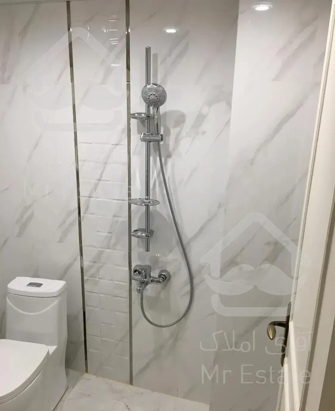 آپارتمان ١٠٢ مترى