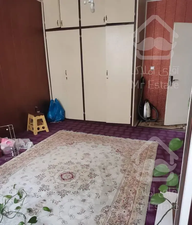 76متر+50مترحیاط اختصاصی(بر خیابان کمیل)