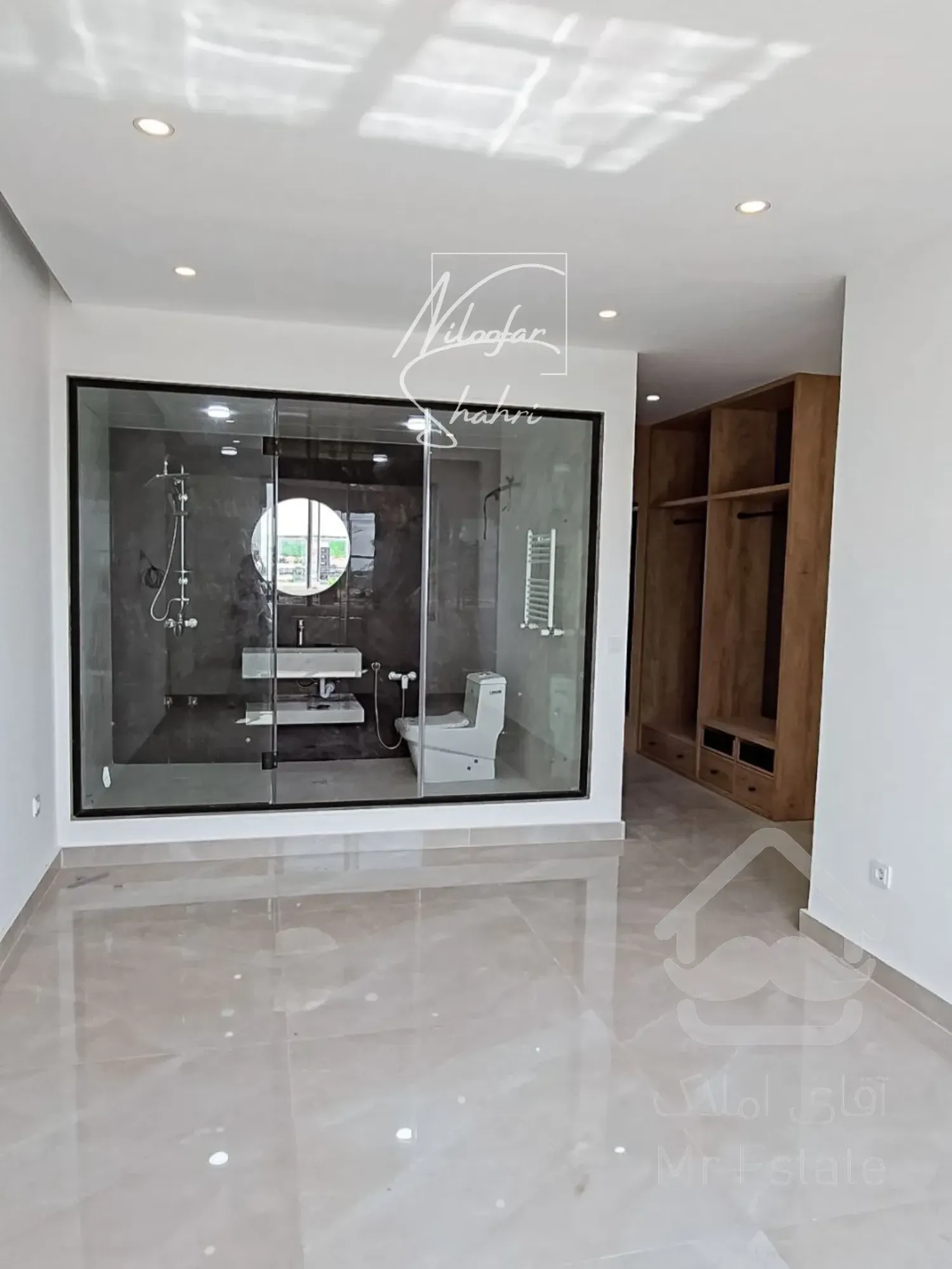 فروش آپارتمان ۱۶۵ متری پاسداران ویو دریا