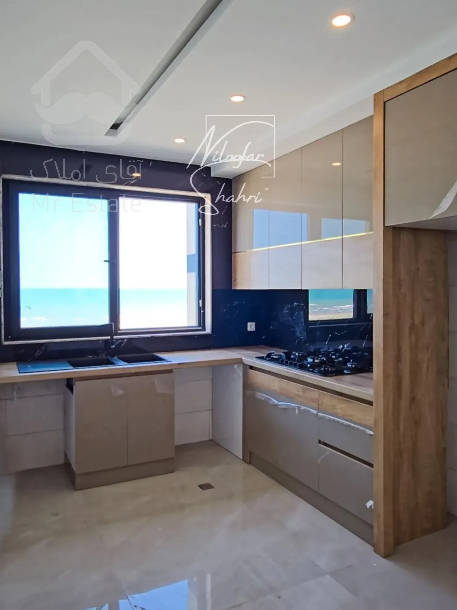 فروش آپارتمان ۱۶۵ متری پاسداران ویو دریا