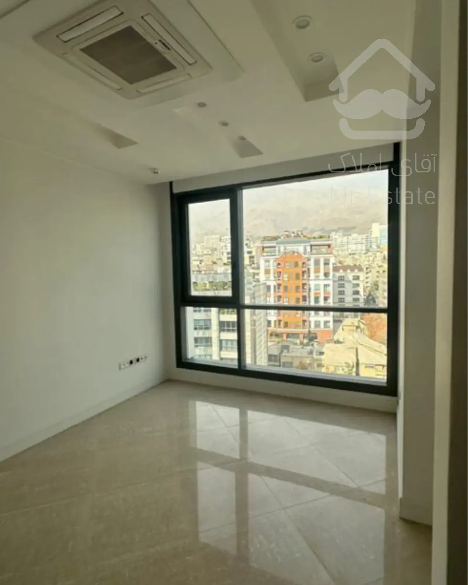 ۱۵۰ متر اداری فرمانیه ، مدرن ، ویو ابدی ، نوساز