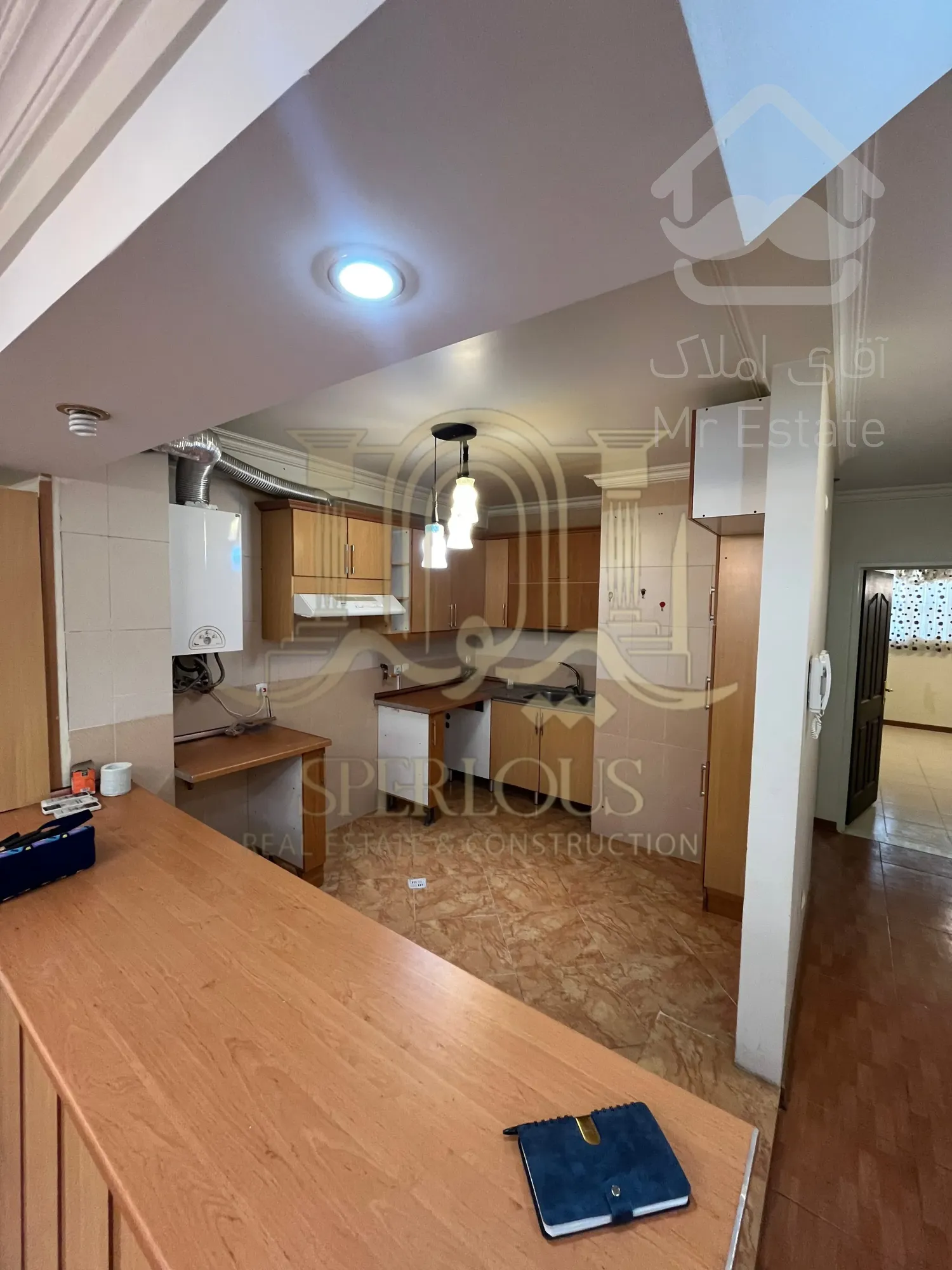 فرهنگ شهر / ۱۲۰ متری / ۲ خوابه / نورگیر جنوبی