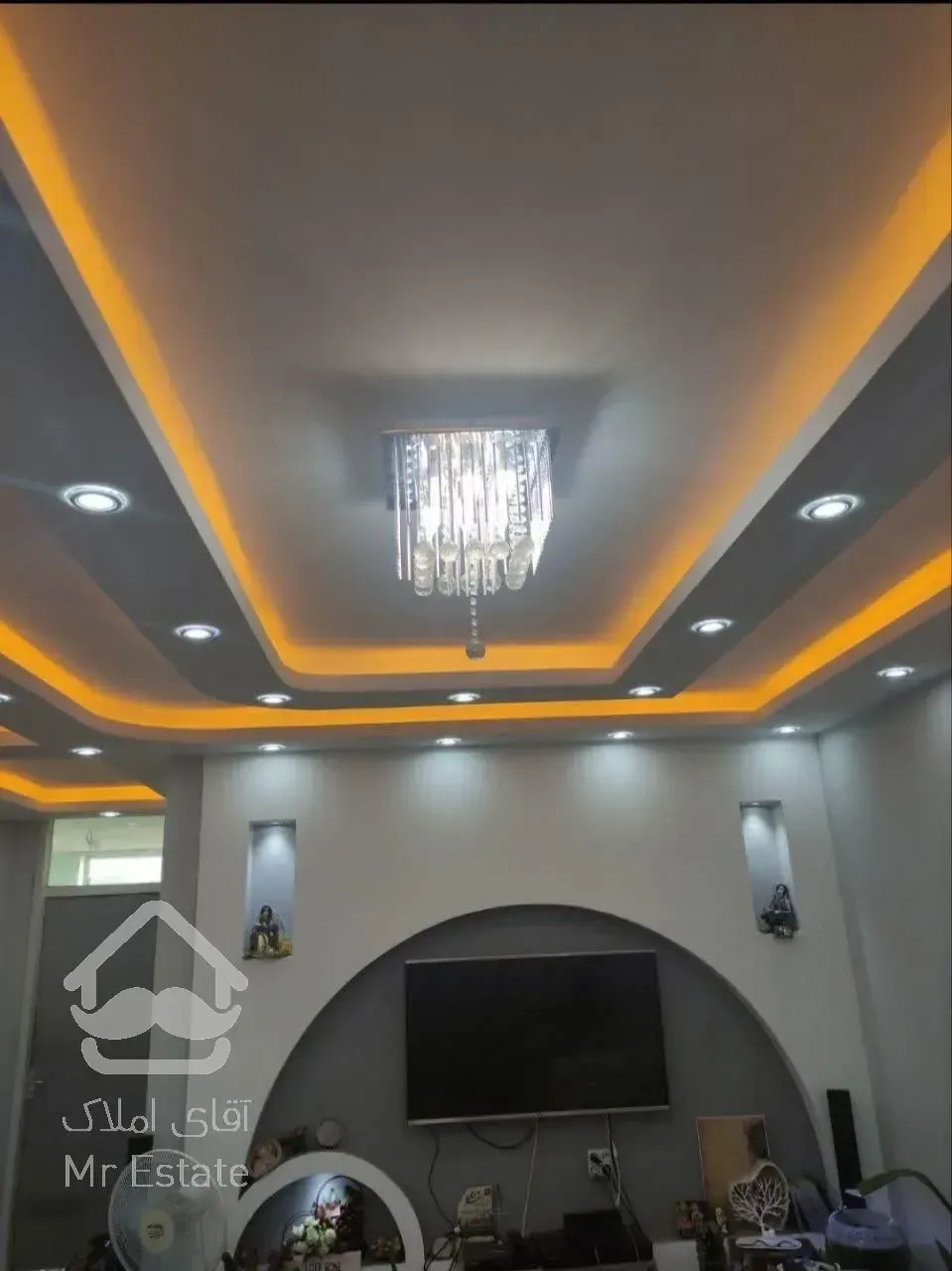 آپارتمان 84 متری فرانسوی ساز واقع در کوی زهرا با بالابر طرح آسانسور