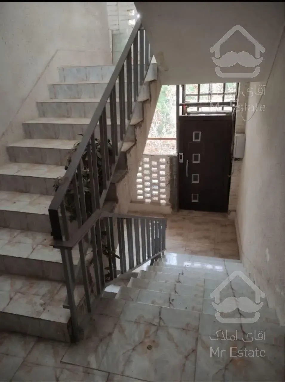 آپارتمان 84 متری فرانسوی ساز واقع در کوی زهرا با بالابر طرح آسانسور