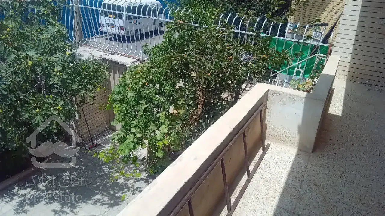 70 متر سپهسالار