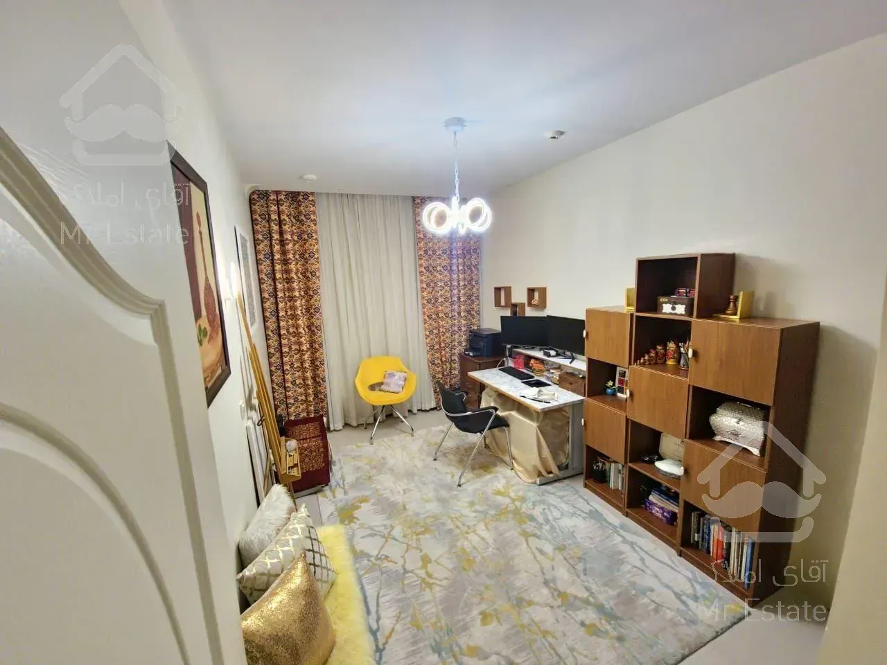 آپارتمان 98 متری در برج‌های کوی شهپریان