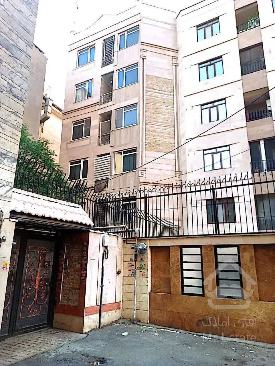 40متری یک خواب با اسانسور خوش نقشه خ تیموری