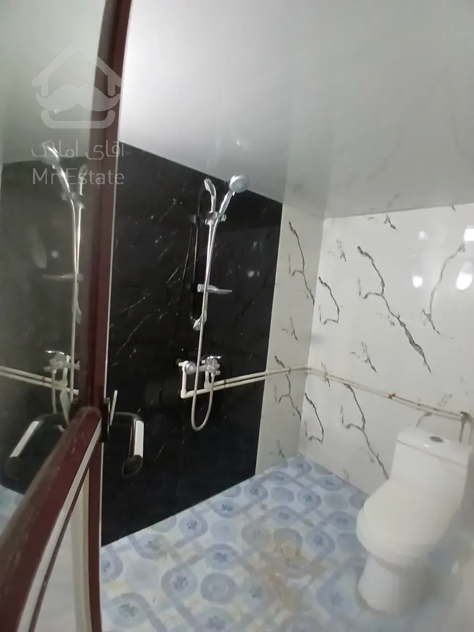 طبقه اول با مغازه کوچک *کلادو طبقه -3واحد