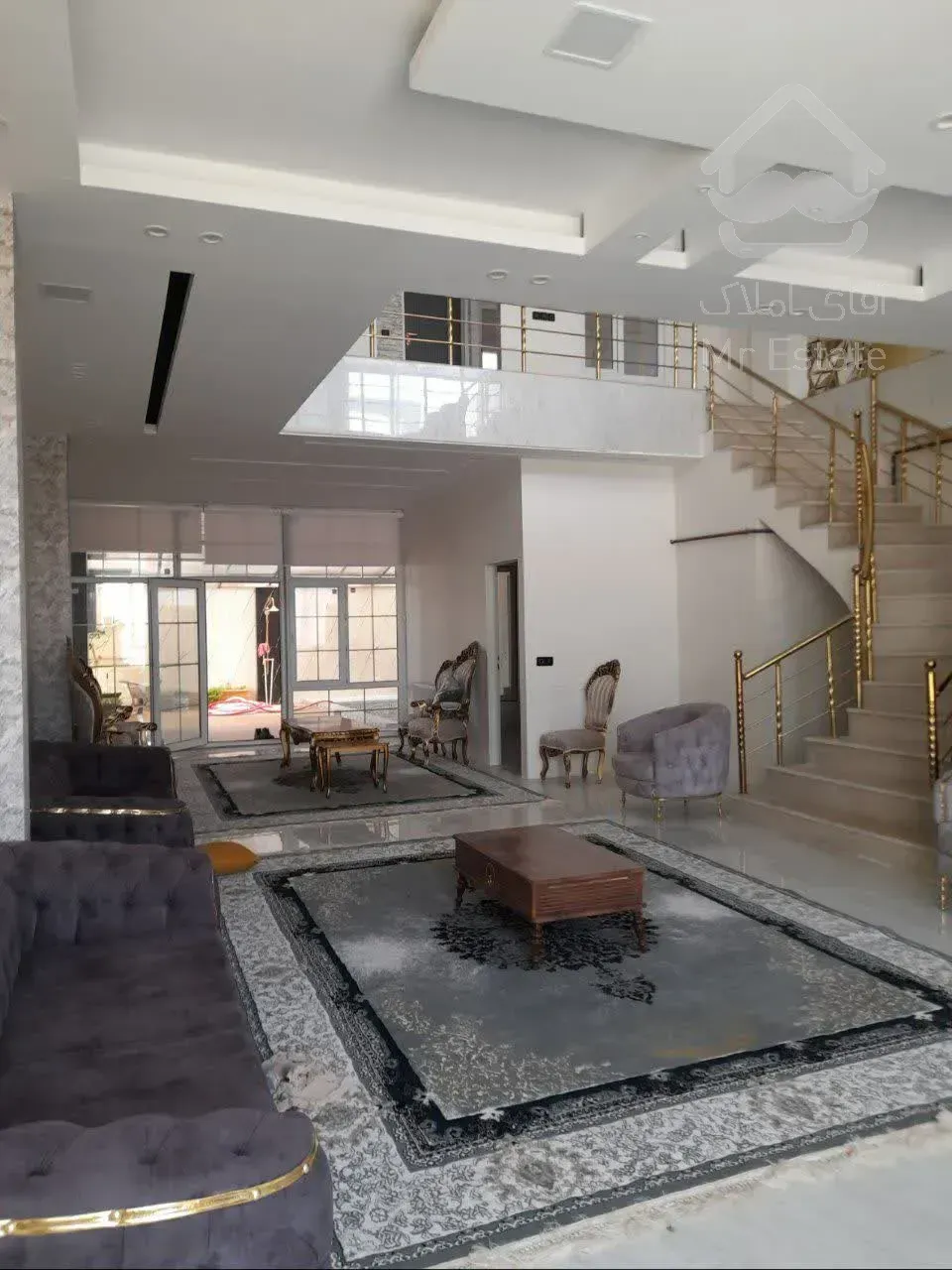 610 متر زمین 420 متر بنای مهندسی با پایان کار