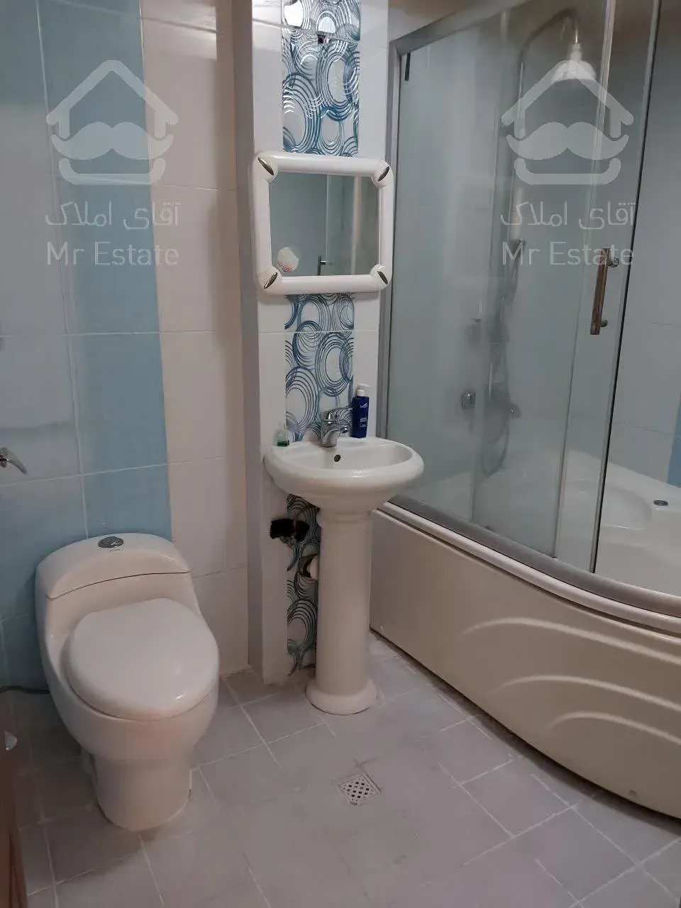 آپارتمان تک واحدی خوش نقشه 4 طبقه