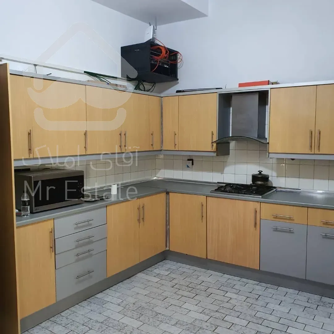 فروش ویلایی 480 متری زیر قیمت فرمانیه