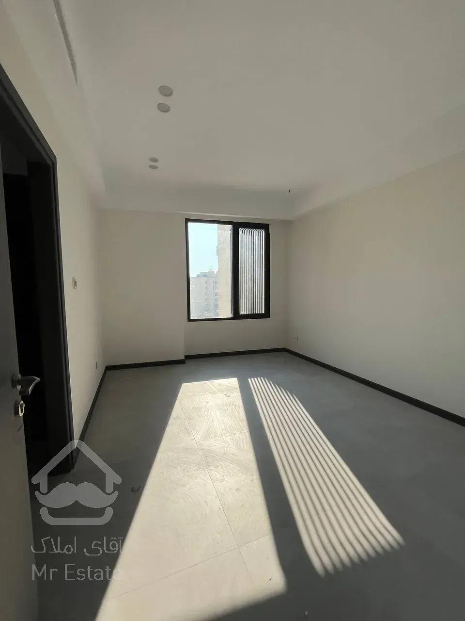 خرید آپارتمان 230 متری 3 خواب در فرمانیه مدرن و نوساز و زیر قیمت