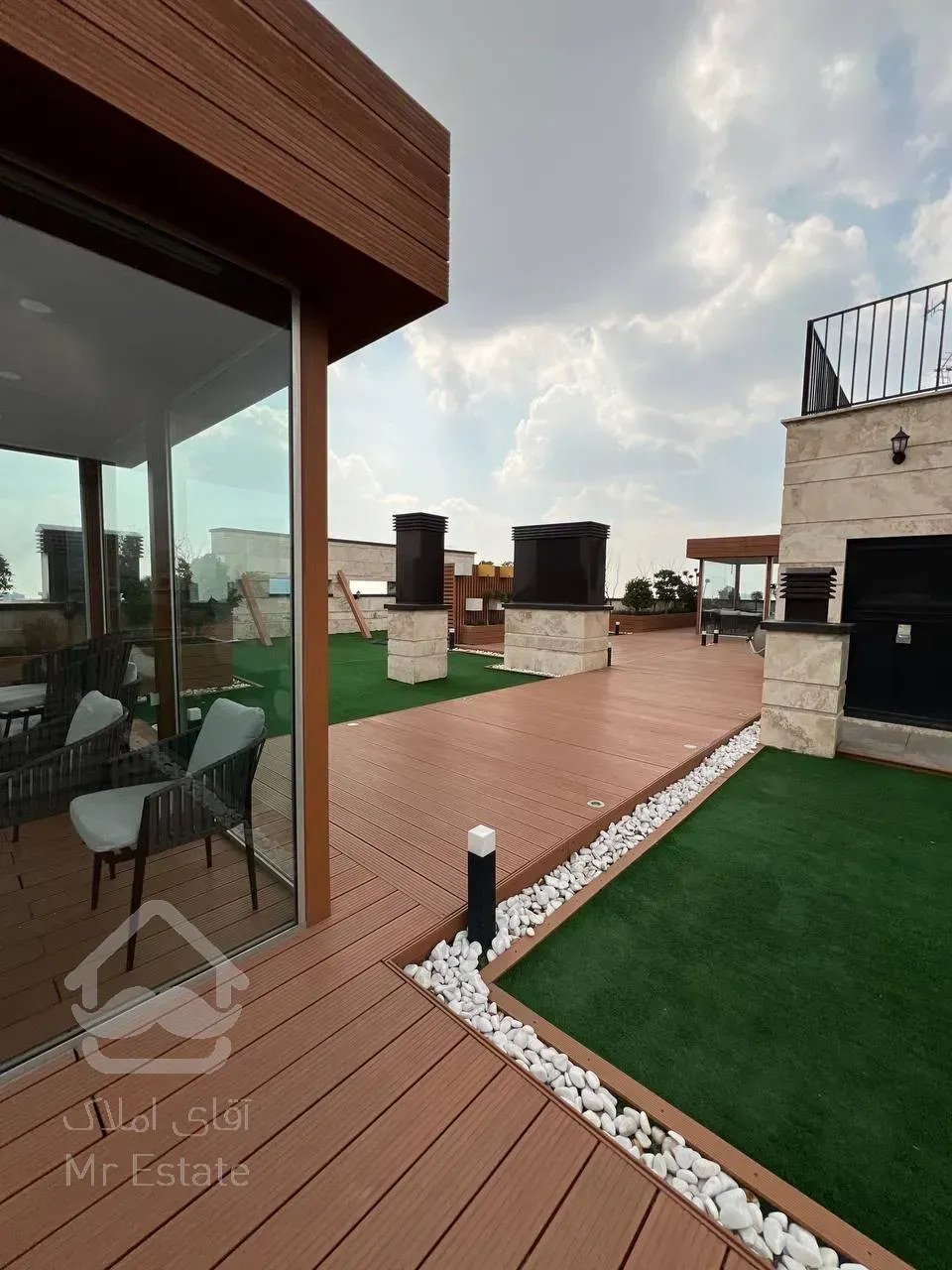 پیش فروش رونیکا پالاس لاله ، لابی مجلل و شیک و امکانات فوق العاده