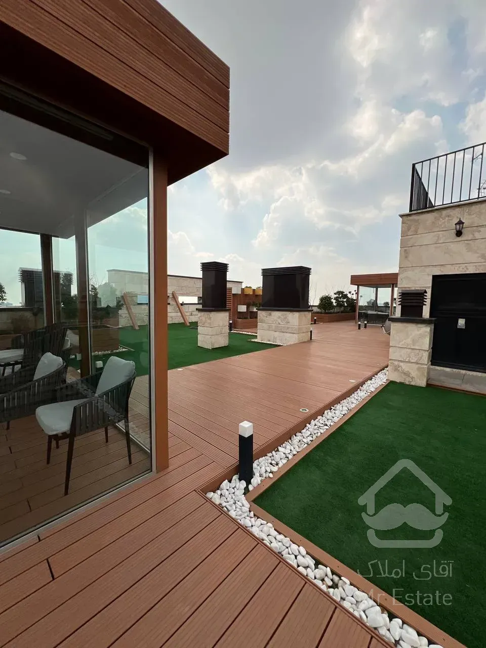 پیش فروش 93 متر رونیکا پالاس نیایش /با امکانات فوق العاده /سردارجنگل شمال