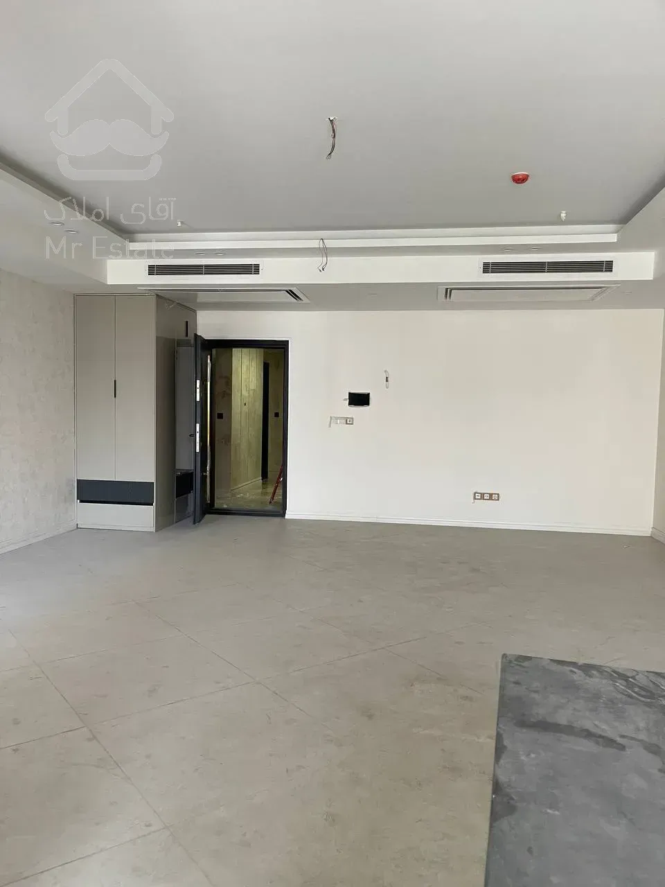 پیش فروش واحد  121 متر پروژه لوکس رونیکا پالاس نارمک