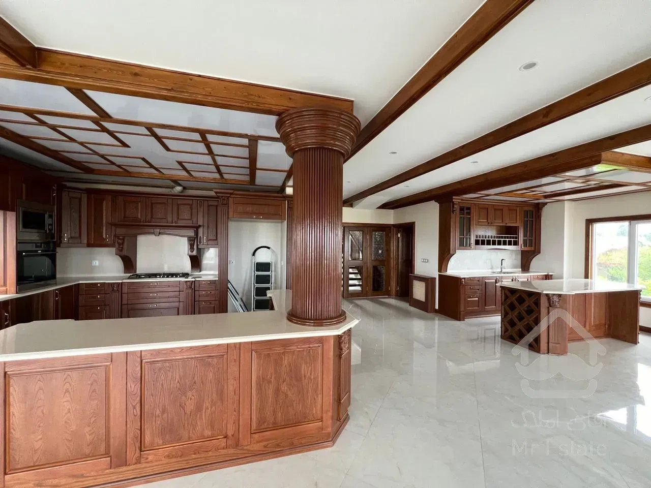 فروش ویلای خط اول ساحل تریپلکس بندرانزلی