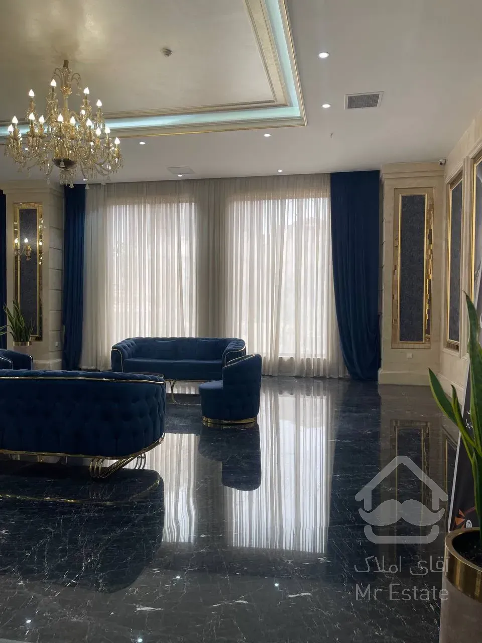 پیش فروش آپارتمان 117 متری لاکچری دوخواب با طراحی لوکس و مشاعات آبی در شهرک لاله