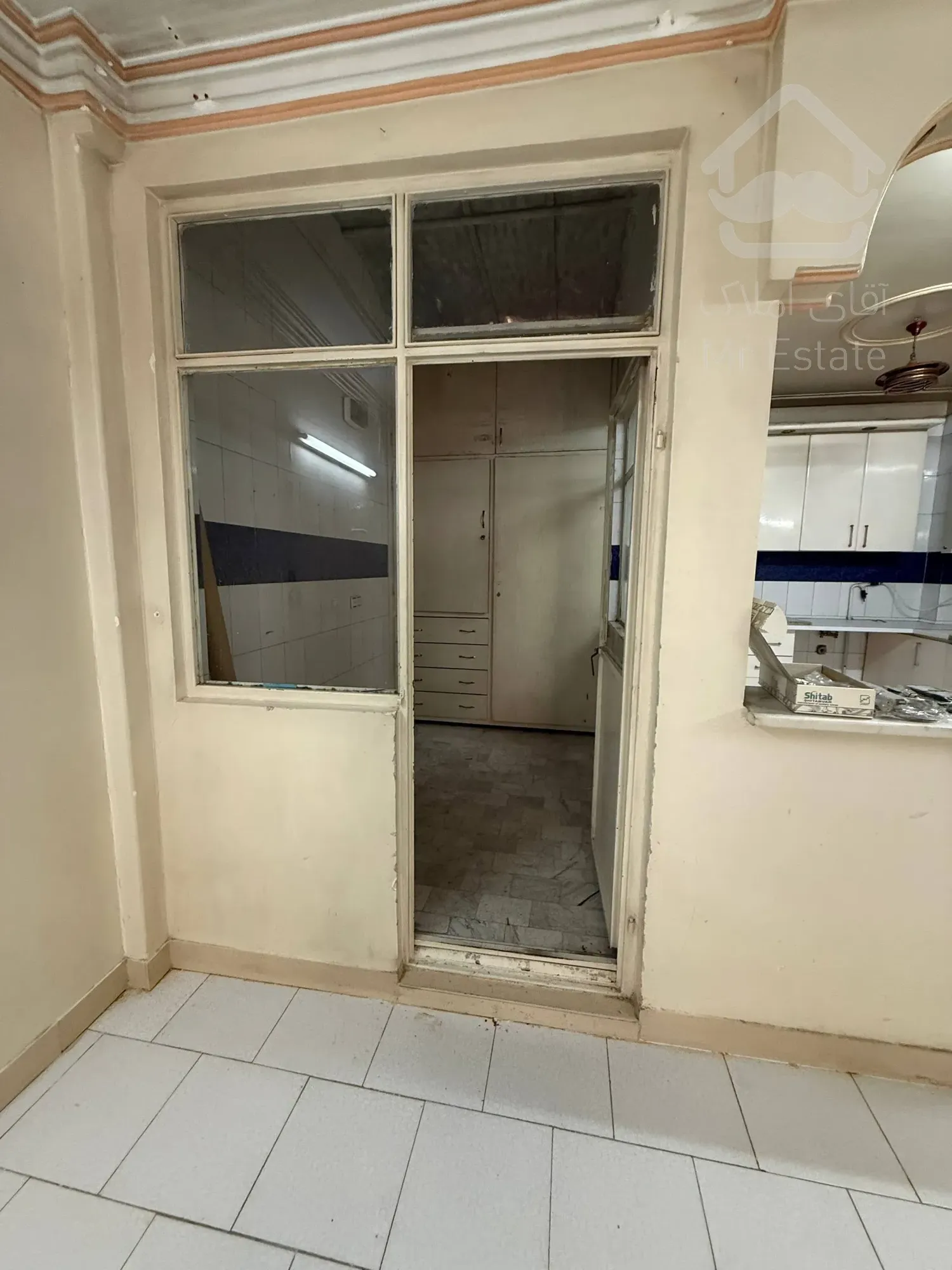 اپارتمان ۵۶ متری در حال بازسازی