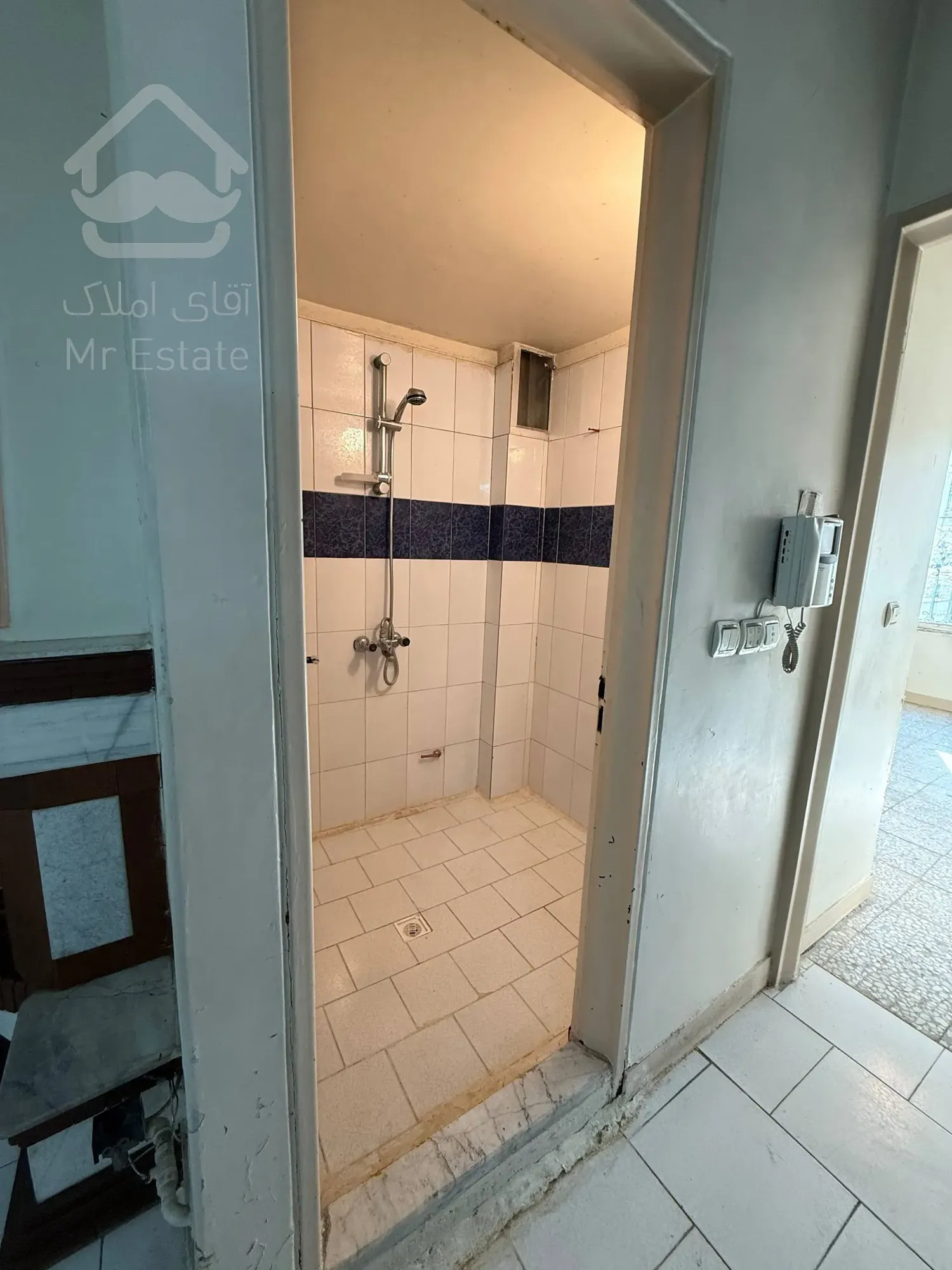 اپارتمان ۵۶ متری در حال بازسازی