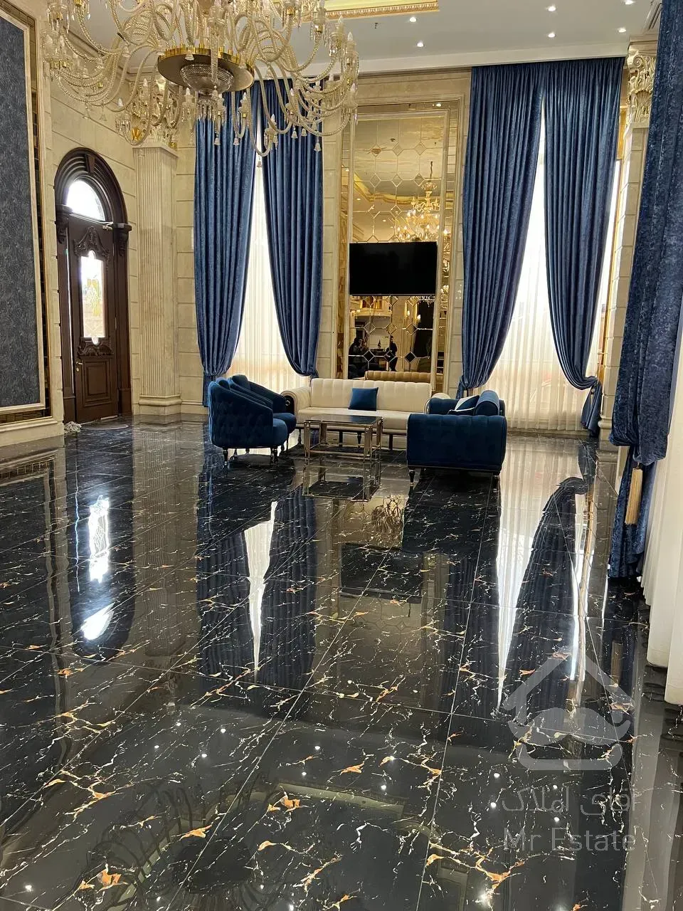 پیش فروش آپارتمان ۲۳۰ متری لاکچری سه خواب در رونیکا پالاس لاله