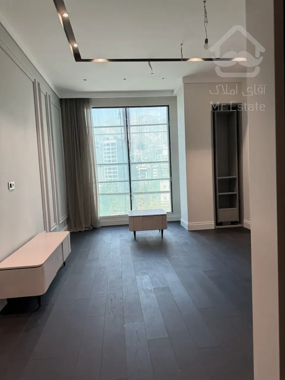 فرمانیه مهماندوست 350 متر20 متر تراس سوئیت مجزا