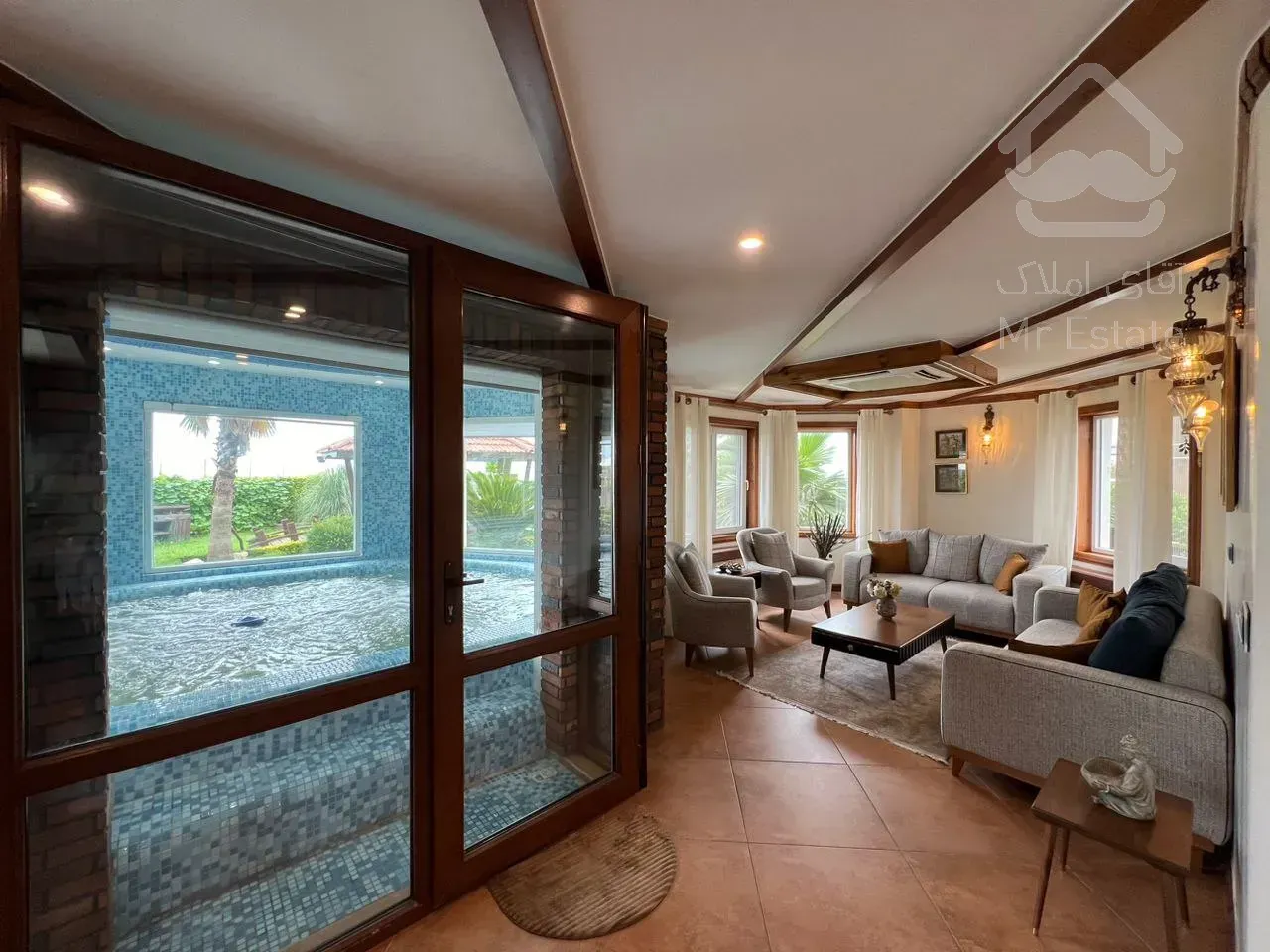 فروش ویلای خط اول ساحل تریپلکس بندرانزلی