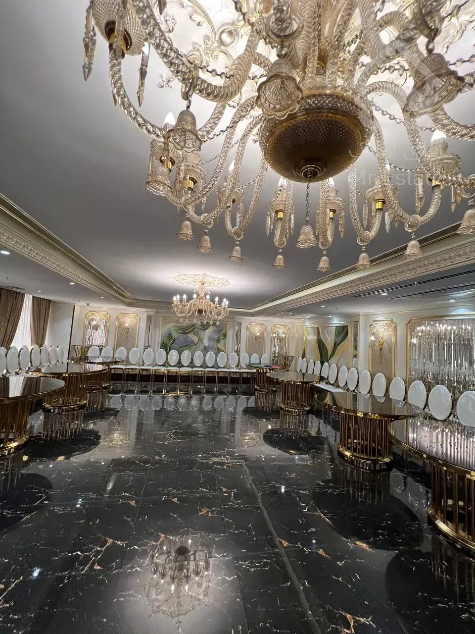 پیش فروش 121 متر در رونیکا پالاس دردشت در بهترین لوکیشن در منطقه 4