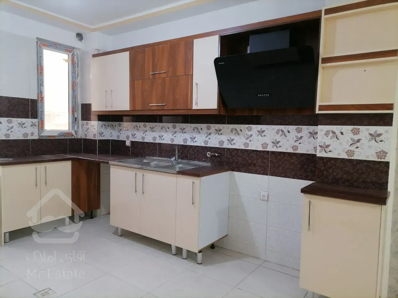 آپارتمان ۷۲ متری پیشوا شهرک نقش جهان لای ۲