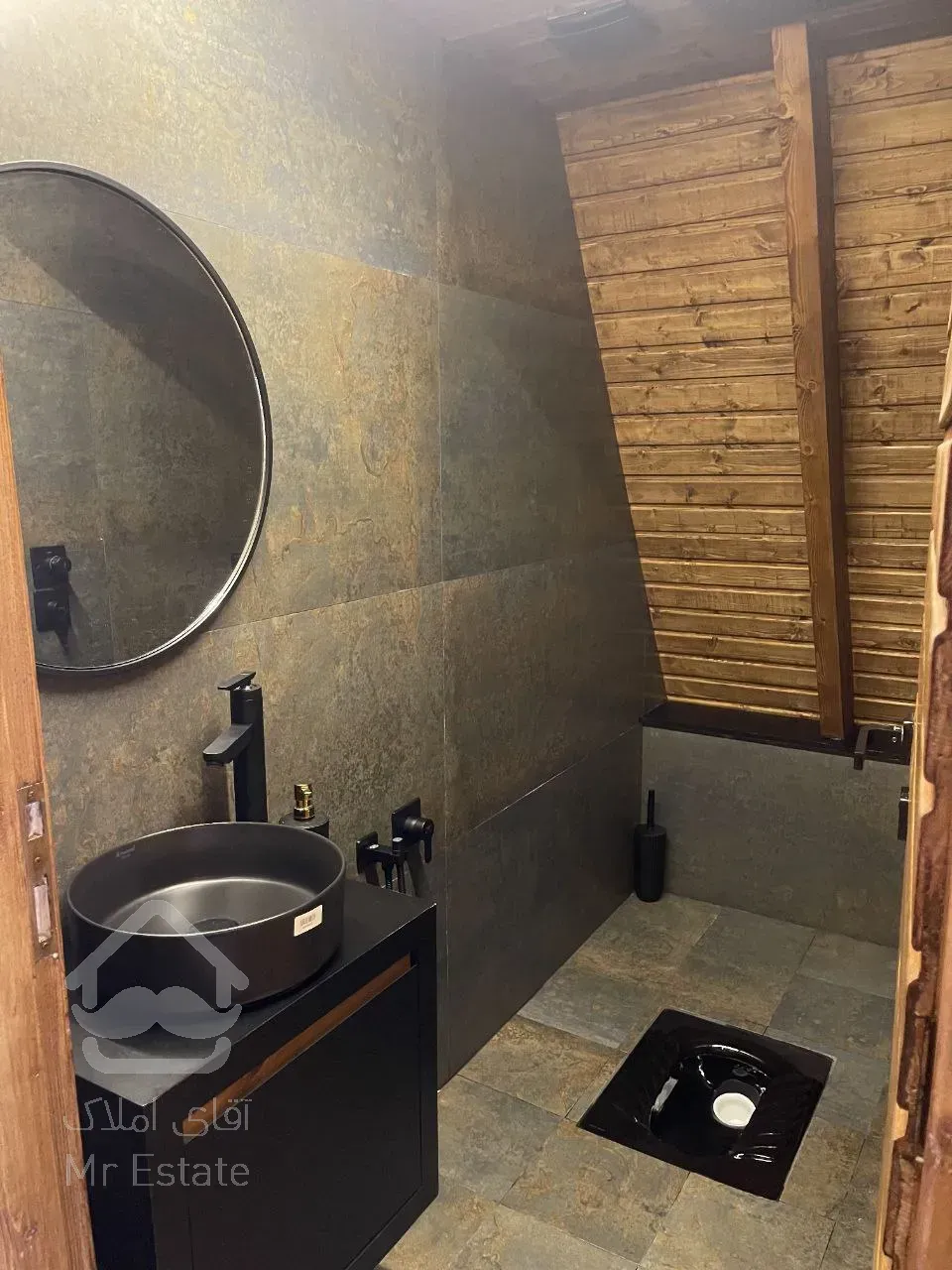 فروش کلبه سوییسی استخر دار رشت