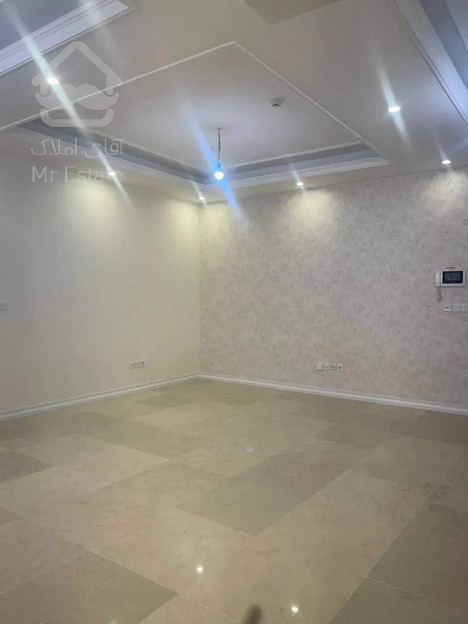 پیش فروش واحد مسکونی در آبشار تهران / پروژه حاج رحیم قربانی/در مرتفع ترین ویو