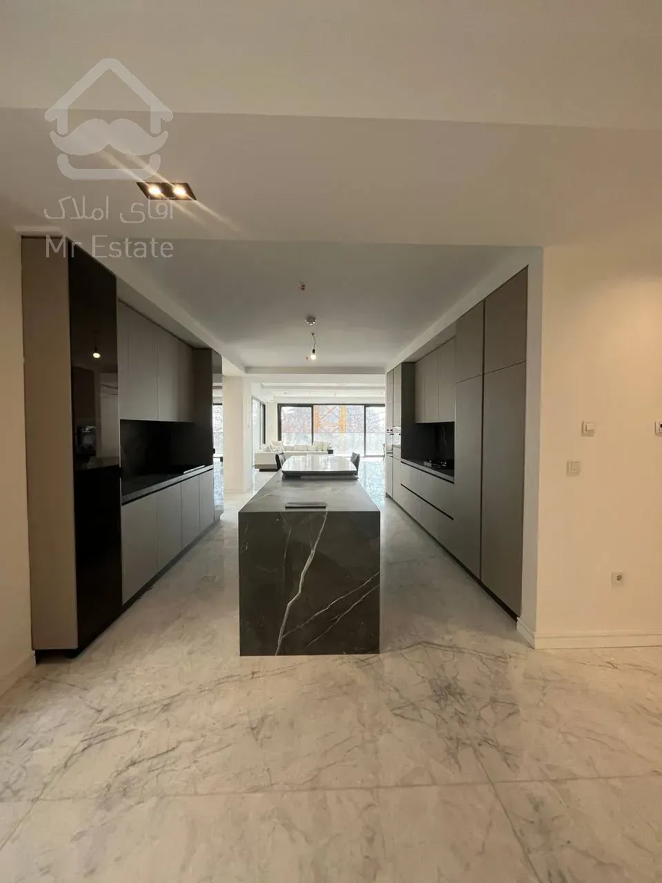 خرید آپارتمان 280 متری 3 خواب در نیاوران مدرن و نوساز