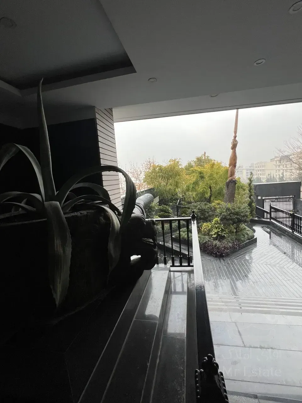 فرمانیه ثروتی 398 متر 35 متر تراس ویو باغ