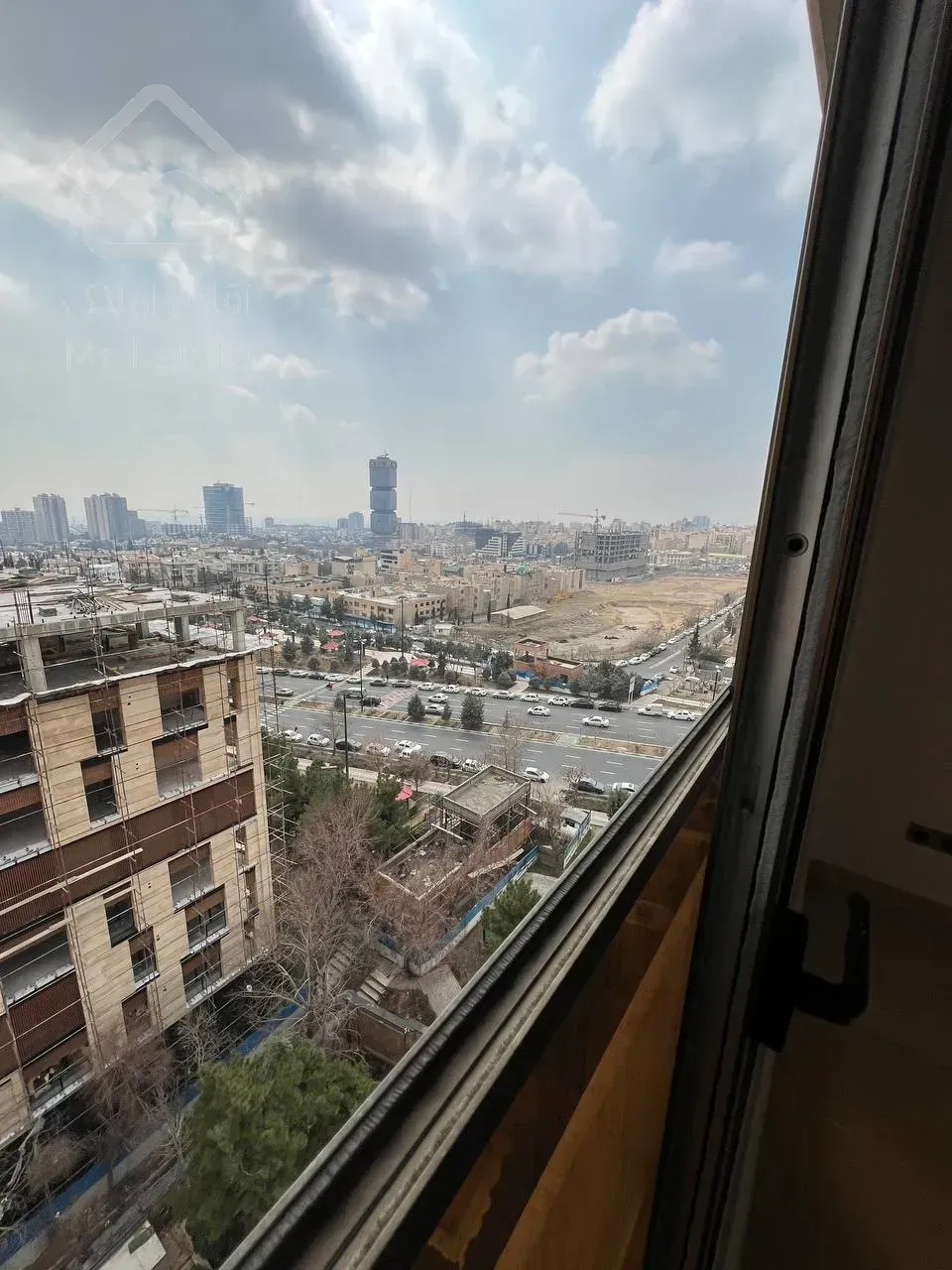 پیش فروش 100متر رونیکا پالاس نیایش /فول امکانات ، غرق در نور در سردارجنگل شمال