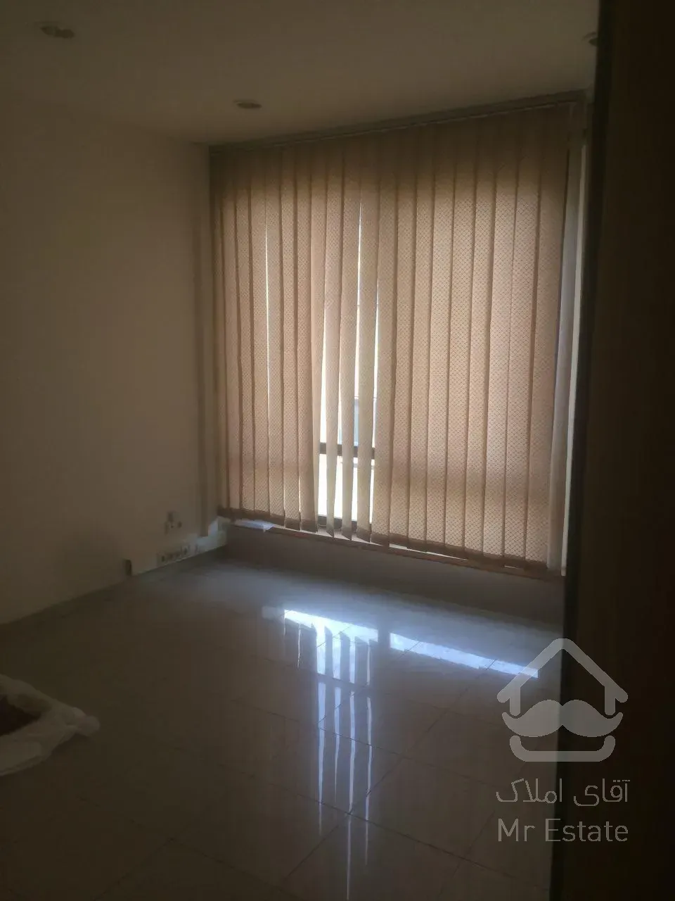 رهن و اجاره سالن ارایشگاه زنونه در وزرا