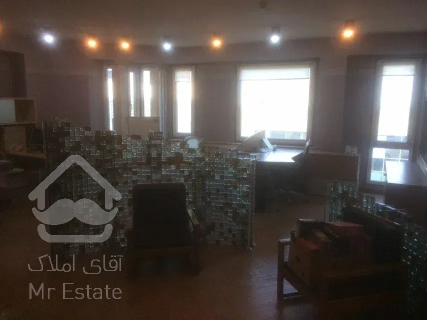 اجاره واحد مسکونی 105 متری میرزای شیرازی