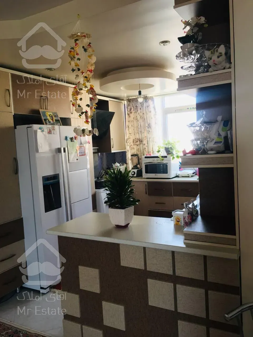 آپارتمان 2خوابه، خوش نقشه، غرق نور