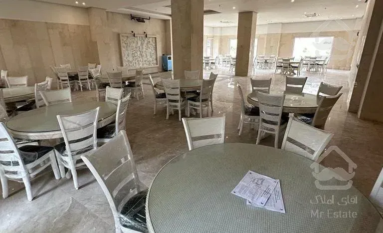 140متر . کلیدنخورده . برفراز آسمان