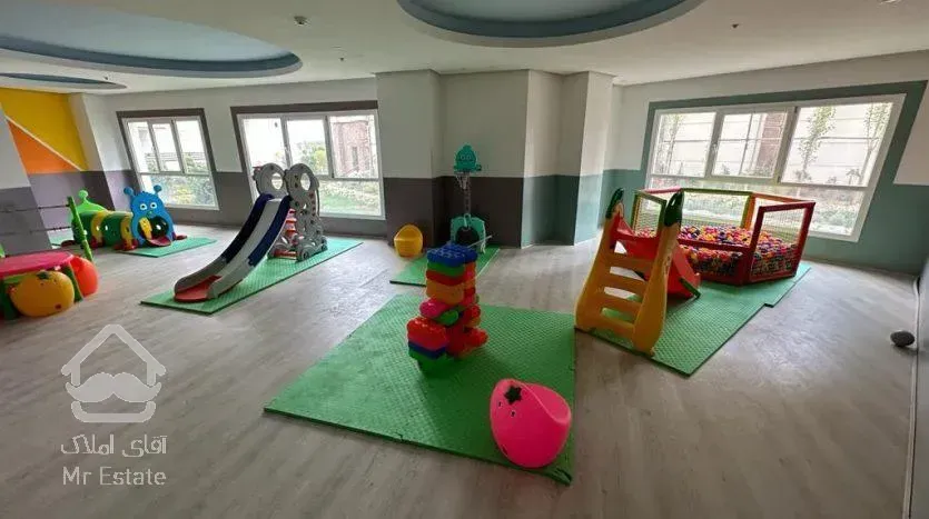 150متر . کلیدنخورده . برفراز آسمان