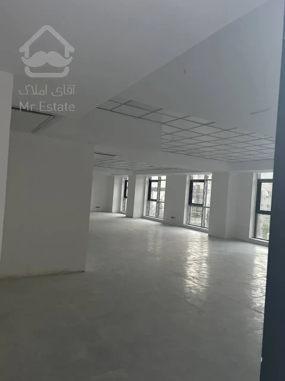 فروش واحد 198متر ویو دار پارک اداری رونیکاپالاس