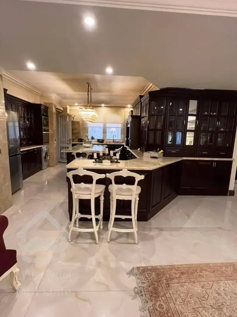 خرید کلنگی ویلایی 406 متر زیر قیمت در نیاوران